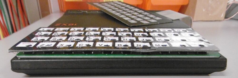 Keyboard fits on ZX-81 seen from front cropped.jpg