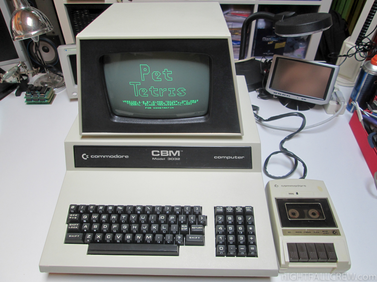 Компьютер pet. Commodore Pet 2001. Commodore CBM II. Commodore Pet 1977. Commodore Pet 200.
