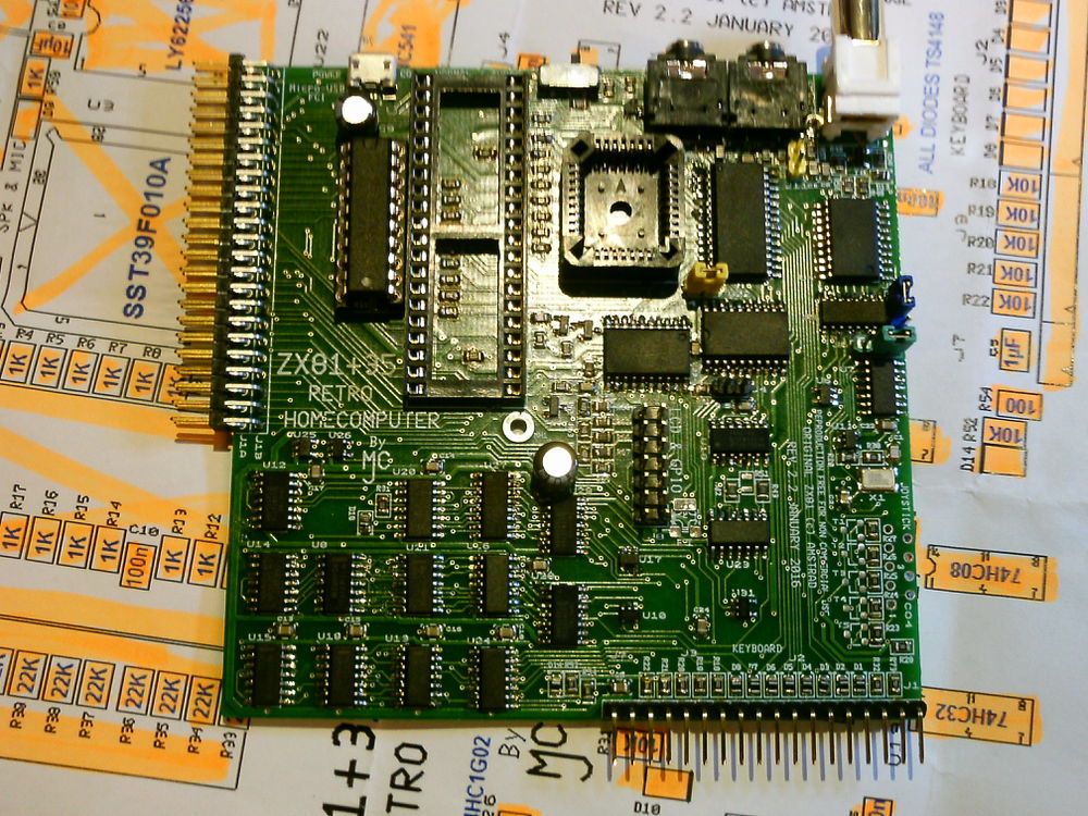 ZX81+35 REV 2.2 built up.JPG