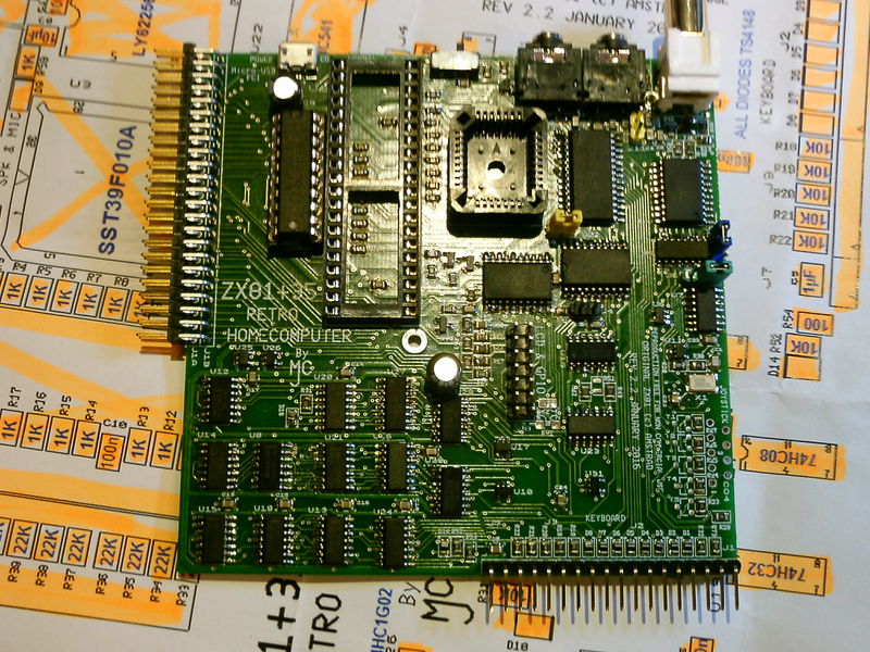 File:ZX81+35 REV 2.2 built up.JPG