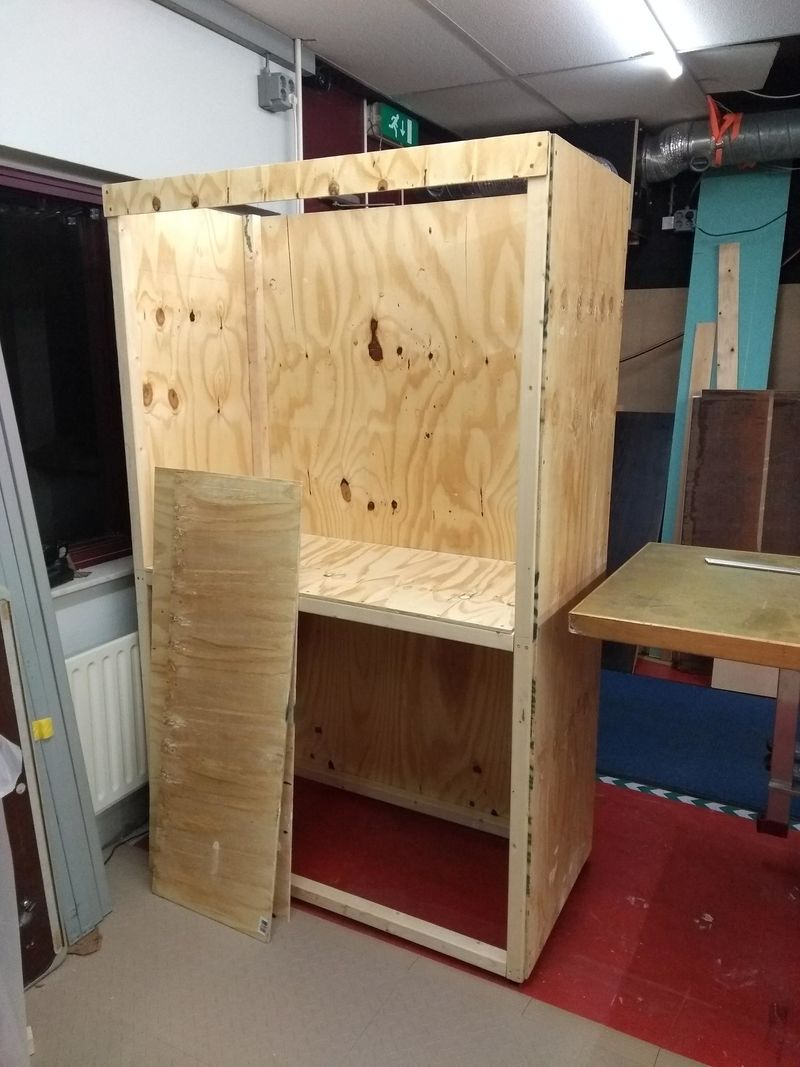 FumeHoodConstruction RevSpace