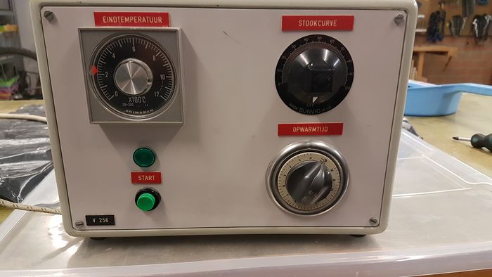 Keramiek Oven Controller - RevSpace